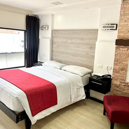 Hotel Imperial Ambato Esterno foto