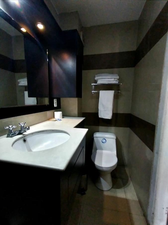 Hotel Imperial Ambato Esterno foto