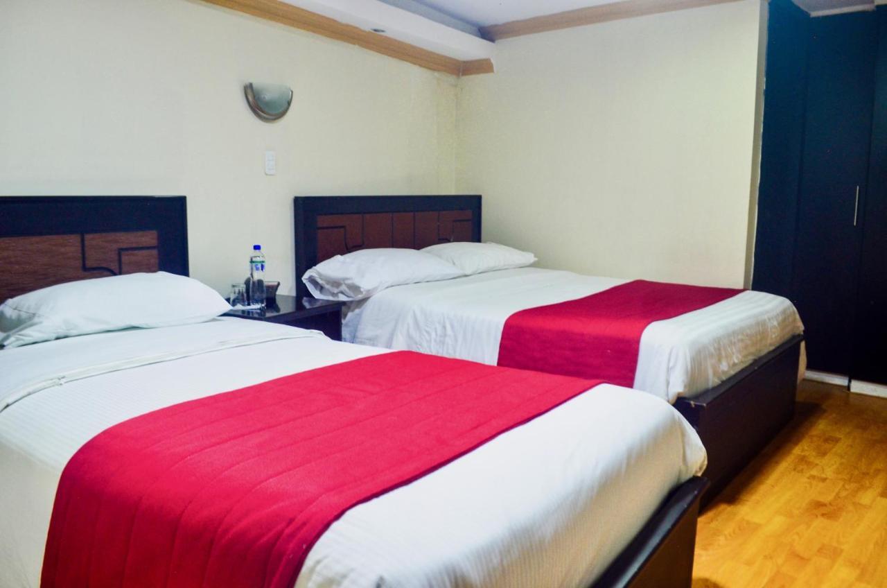 Hotel Imperial Ambato Esterno foto