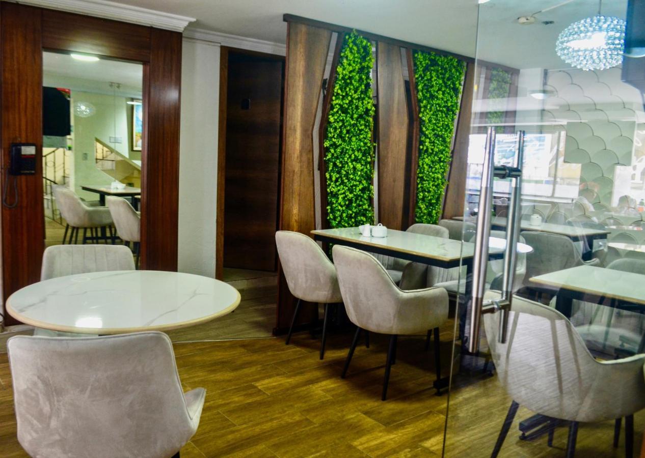 Hotel Imperial Ambato Esterno foto