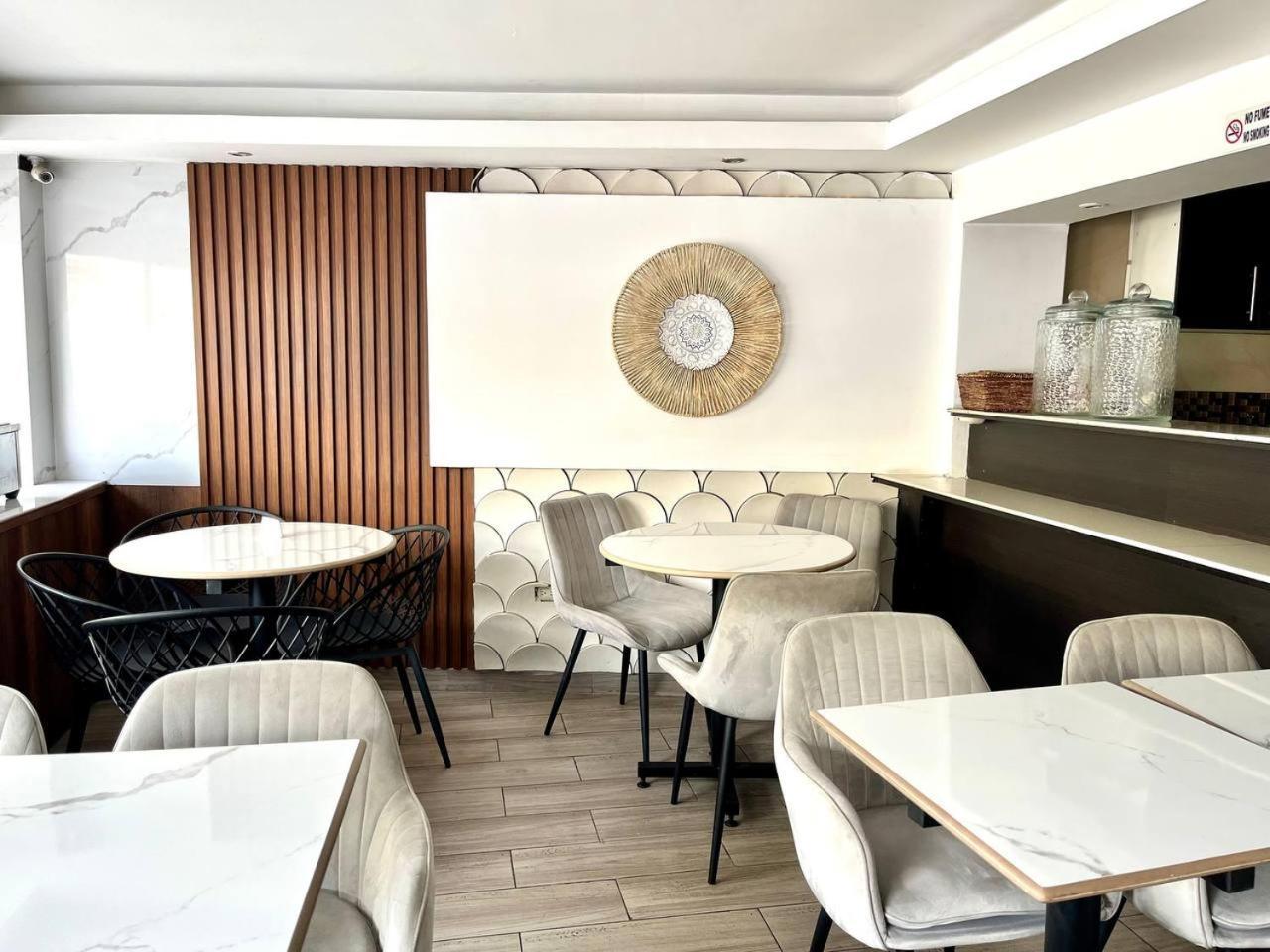 Hotel Imperial Ambato Esterno foto